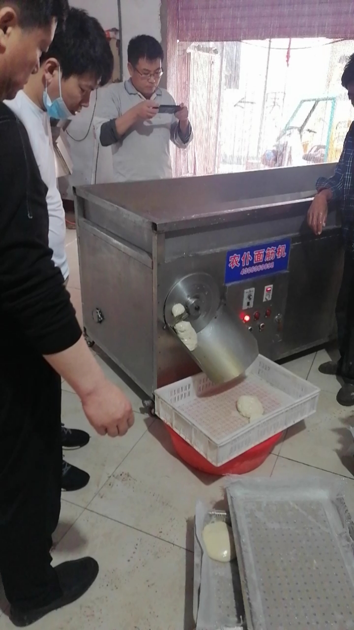 面筋分块机,面筋切割机,想要多大分多大,网友不淡定了!
