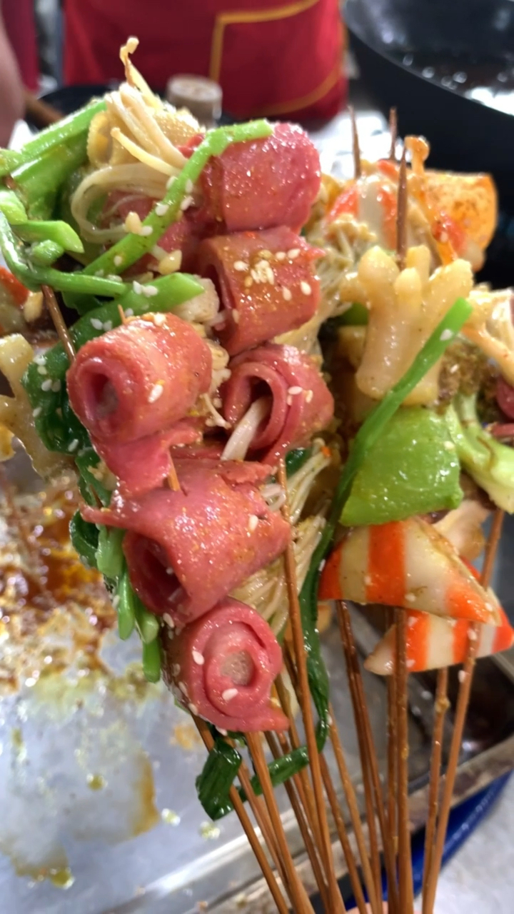 炸串#当初的同学都笑话,我是摆夜市摊的,可他们不知道我干一天顶嗣乔