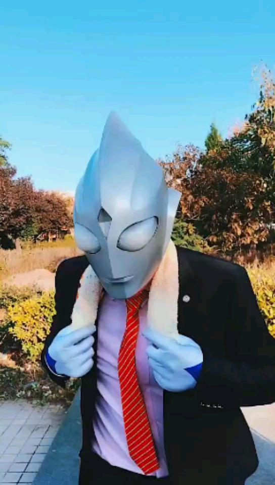 超人迪加#不能再低调了,我要努力锻炼身体保卫地球