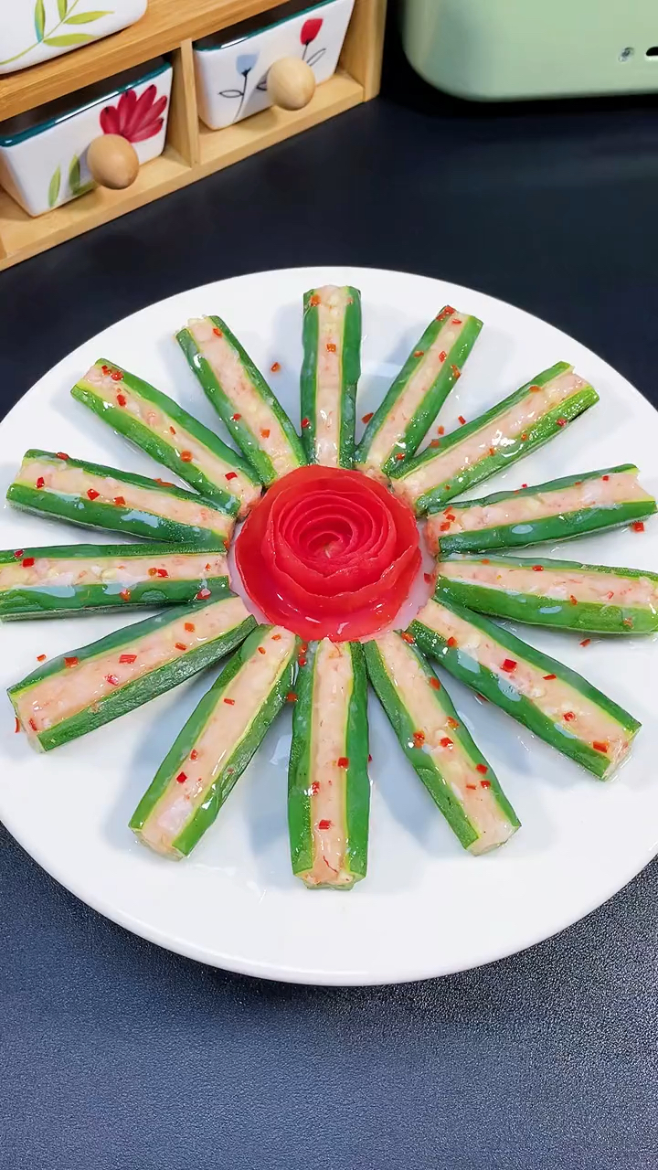 在家做个拿手菜花好月圆寓意中秋佳节团团圆圆