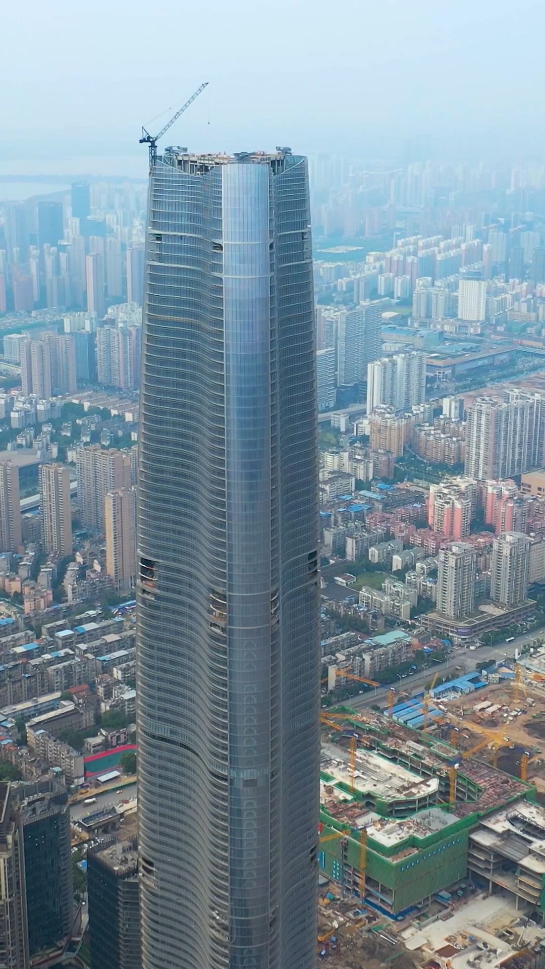 武汉第一高楼,武汉绿地中心大厦,建了11年,即将完工