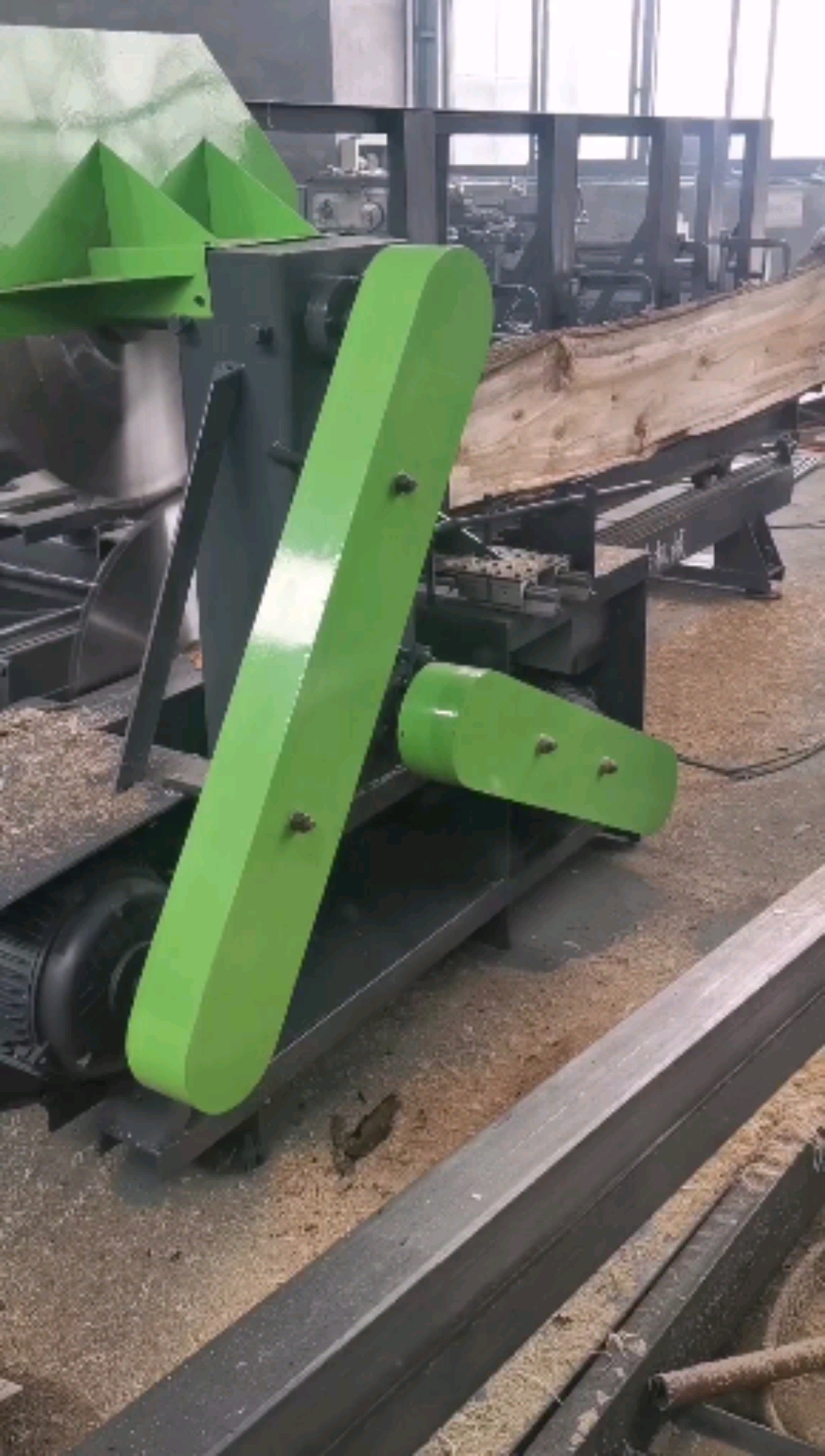 圆木推台锯,圆木锯板机,上下圆盘锯