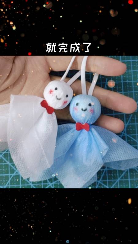 手工制作#不用的口罩不要扔,还可以做晴天娃娃哦-度小视