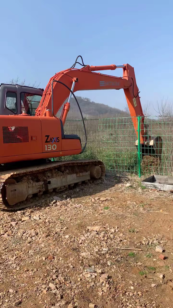 精品日立130二手挖机现场试车中,性能棒棒哒!#合肥二手挖机市场