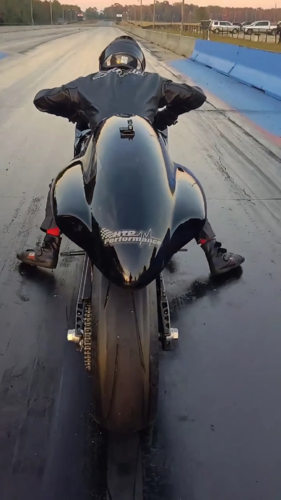 摩托车#看铃木摩托车弹射起步