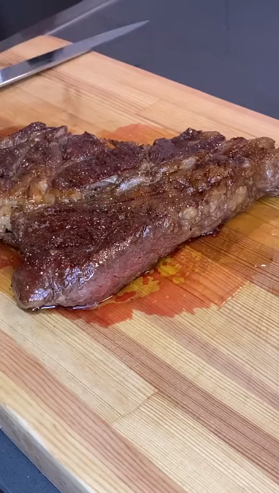 牛排#大家看看这个牛排是几成熟呢?