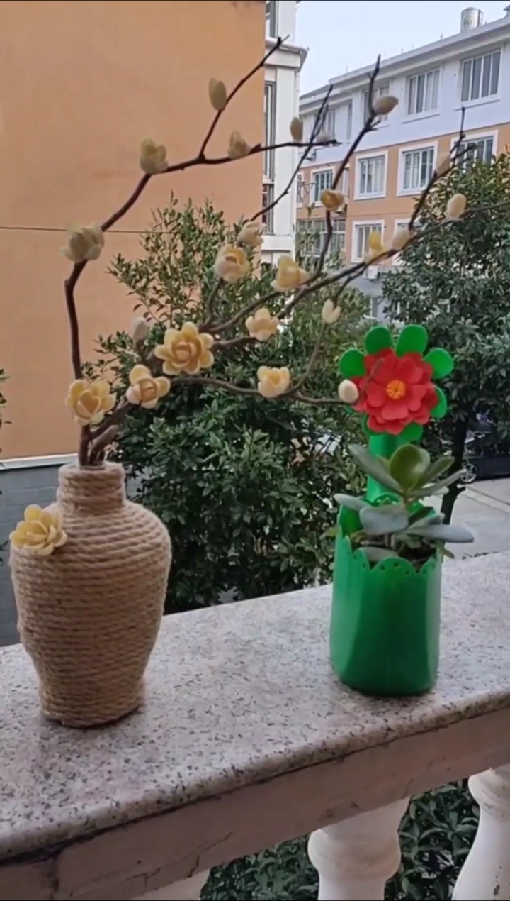 变废为宝#废瓶子,开心果壳做一盆永不凋谢的蜡梅花,你喜欢吗?