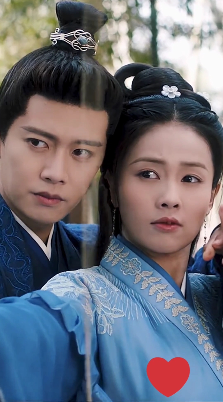 明星任嘉伦拍戏花絮与白鹿合作对戏特甜