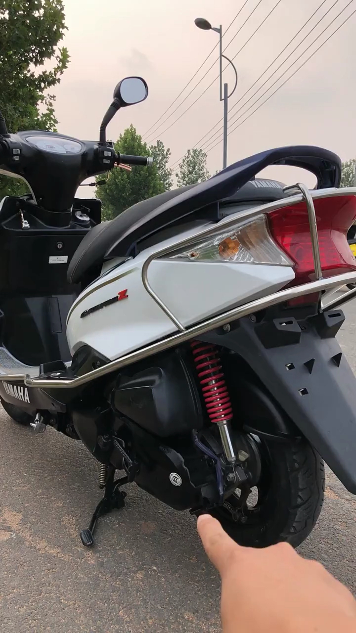 雅马哈讯鹰125!喜欢机车的朋友们关注一下