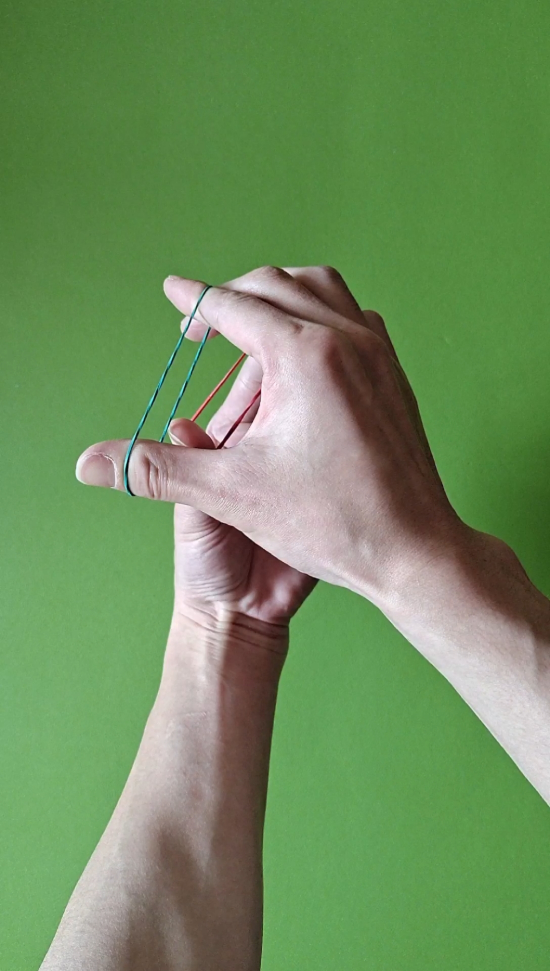 魔术#这样的皮筋魔术你们见过吗?