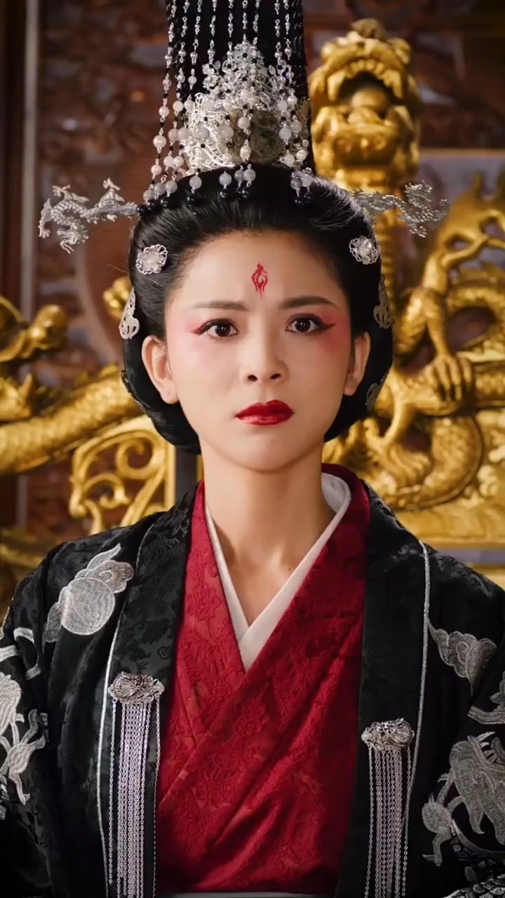 大御儿之烛阴女王第一集希望大家喜欢