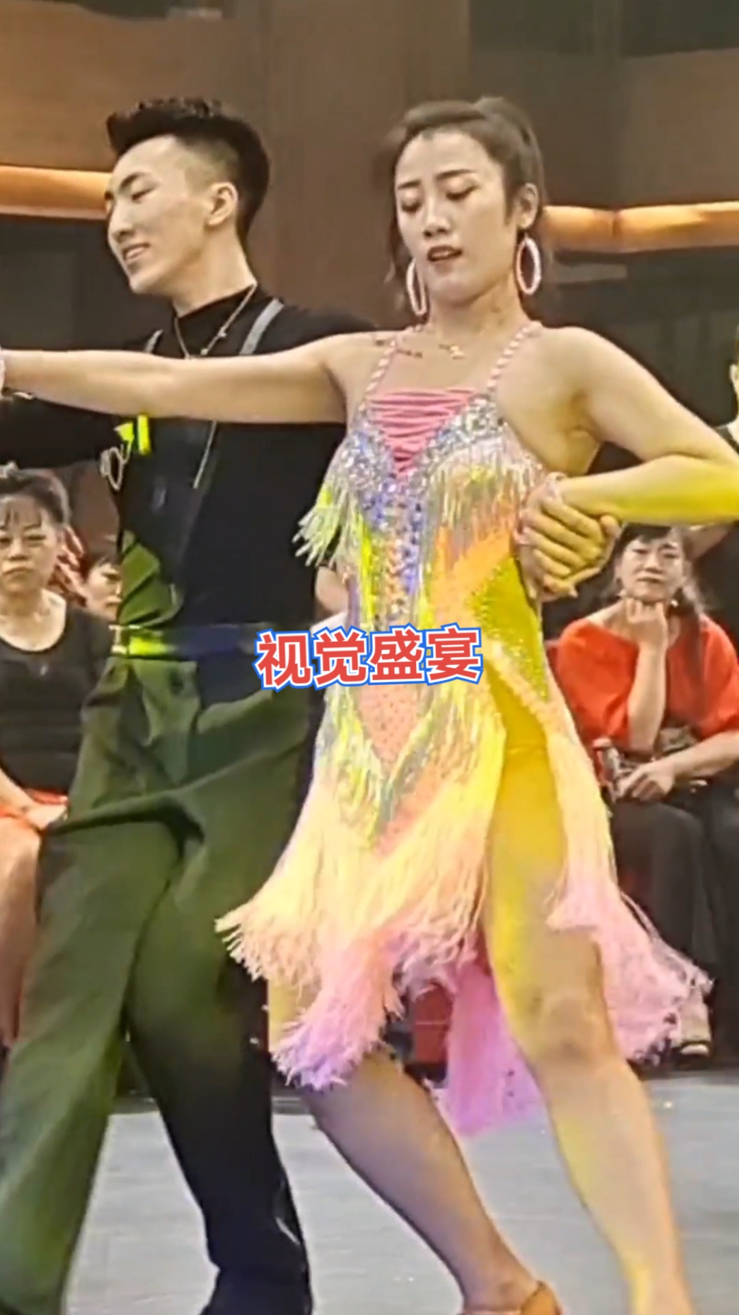 果果不不舞蹈视觉盛宴,太帅太美了!