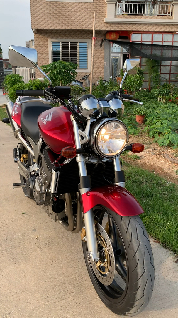 本田cb919大黄蜂