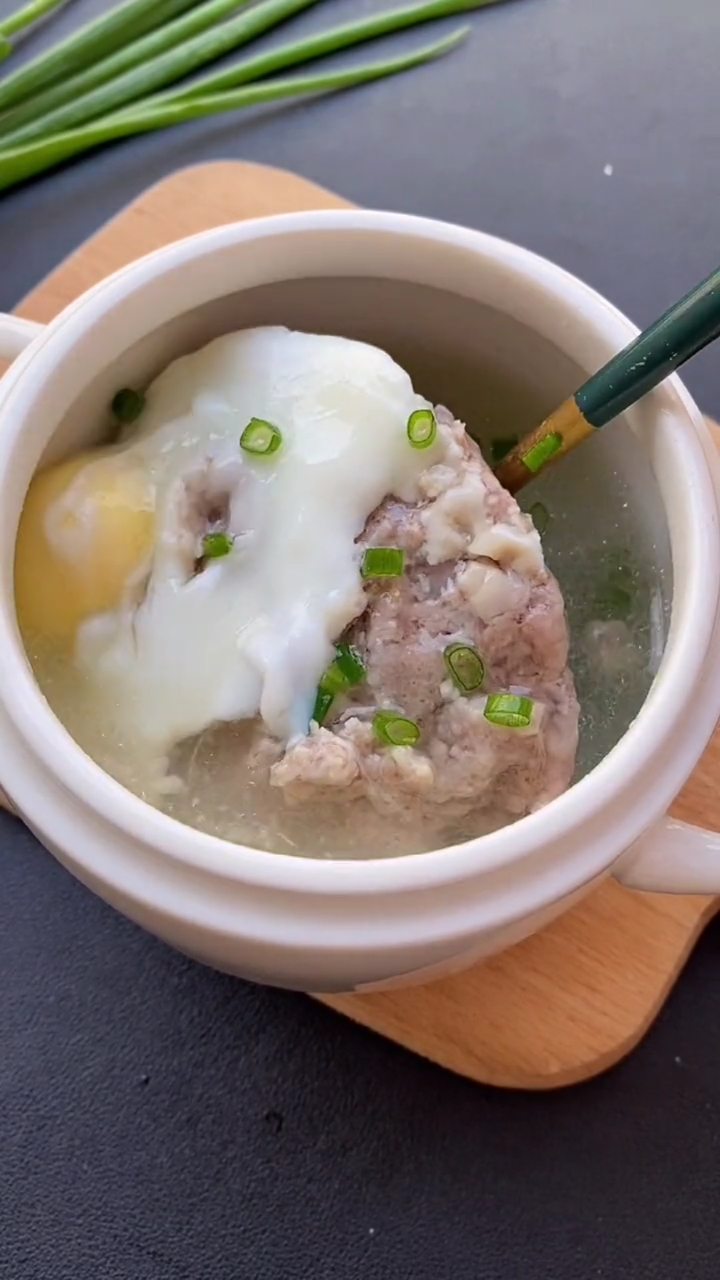 春日好食光#家里有孩子的,这个鸡蛋肉饼汤你一定要保存好了