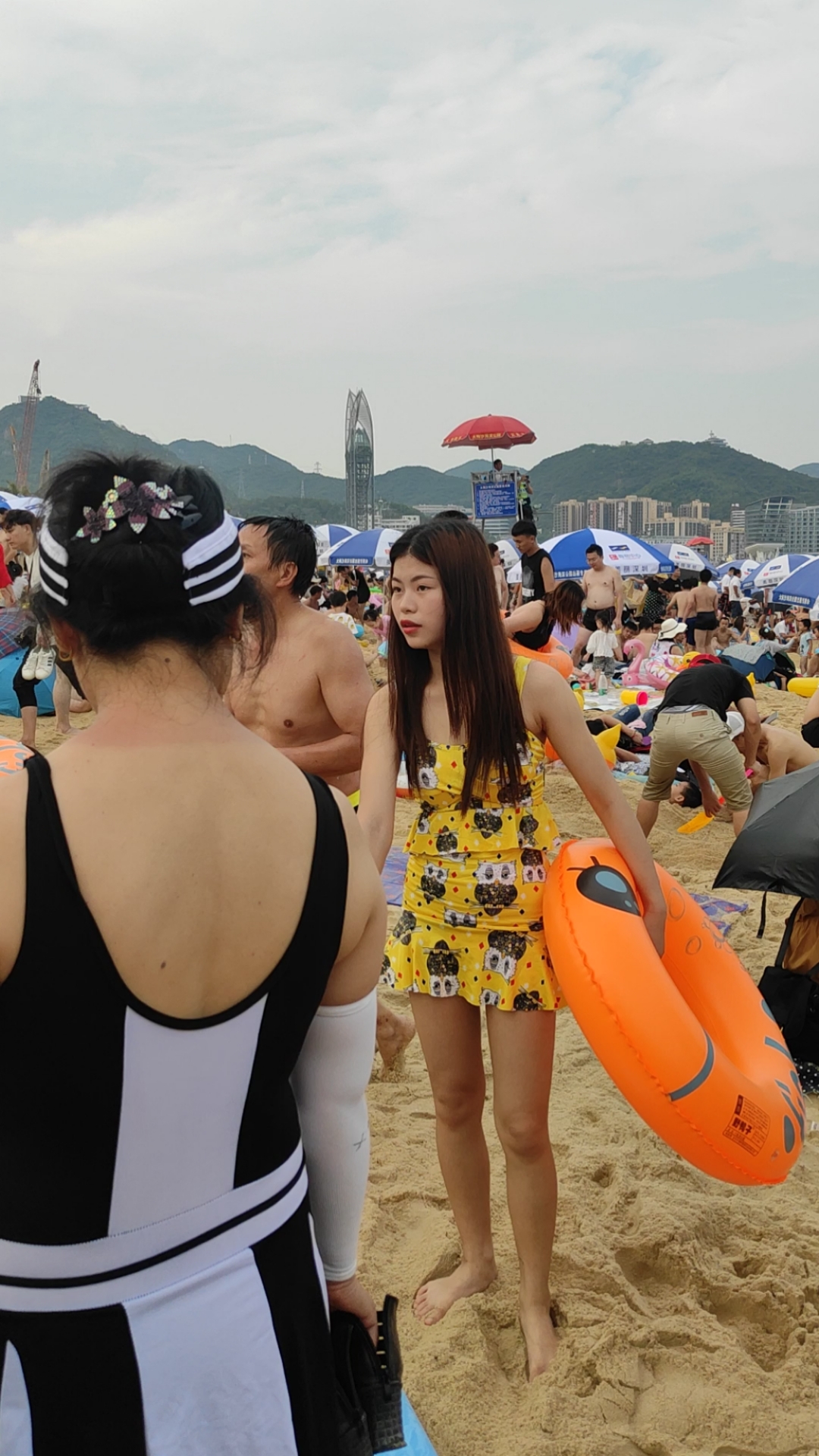 深圳大梅沙海滩,人山人海,太漂亮了!