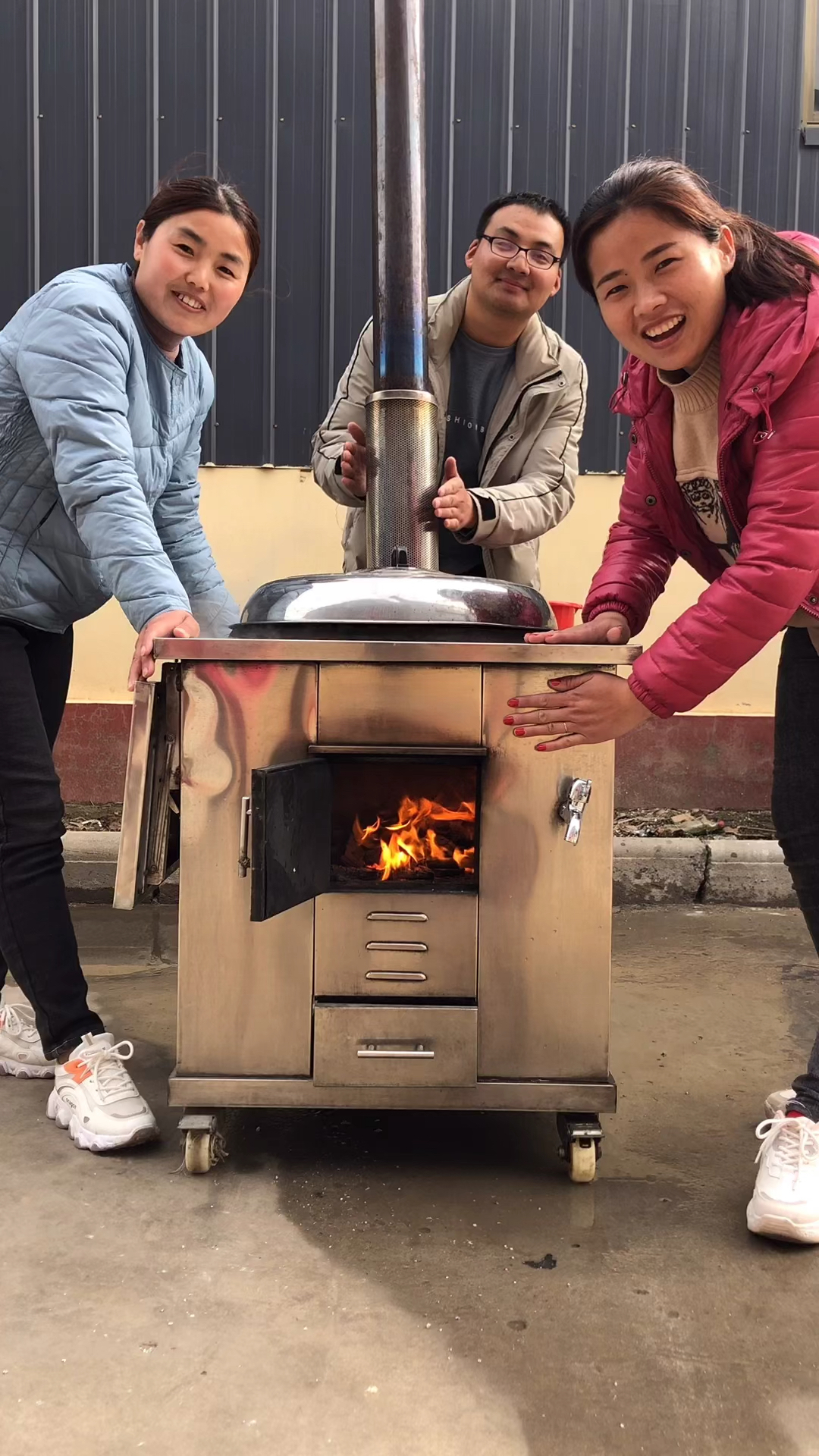 移动柴火灶,做饭好帮手