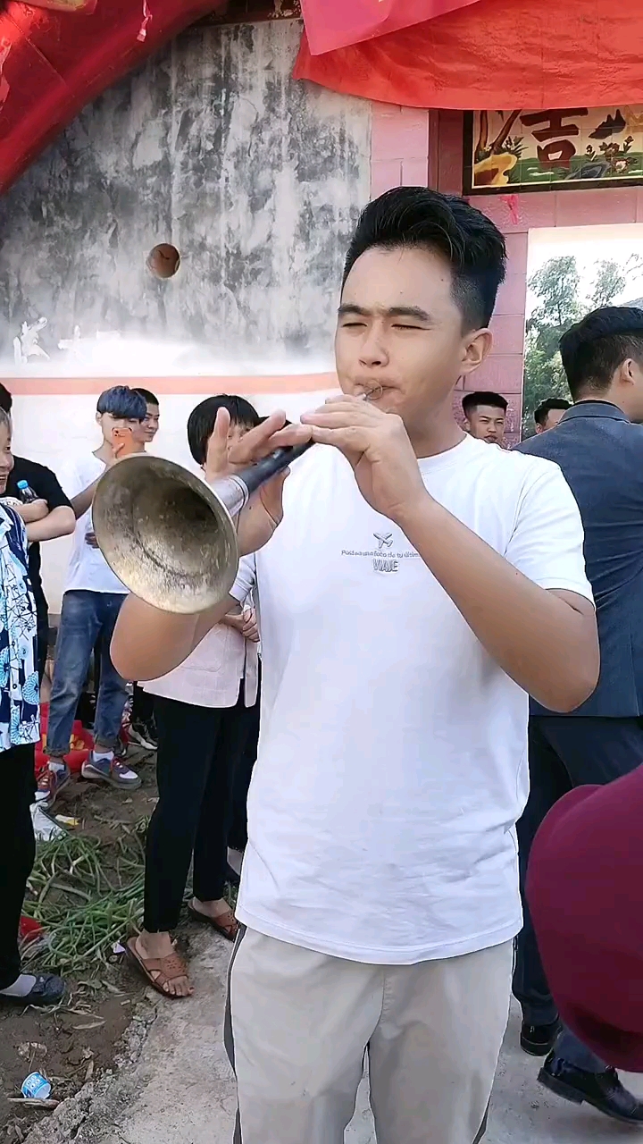 田聪聪不愧是豫东年轻的唢呐王