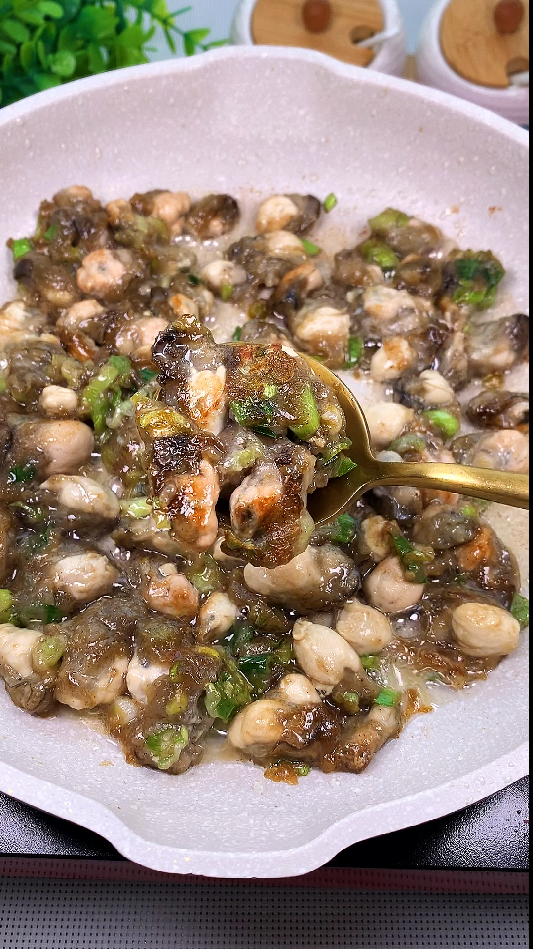 家乡特色美食#闽南特色小吃海蛎煎,肉质鲜美,营养丰富