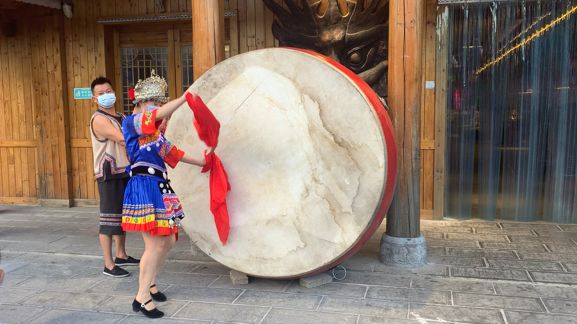 湘西土家族大鼓表演