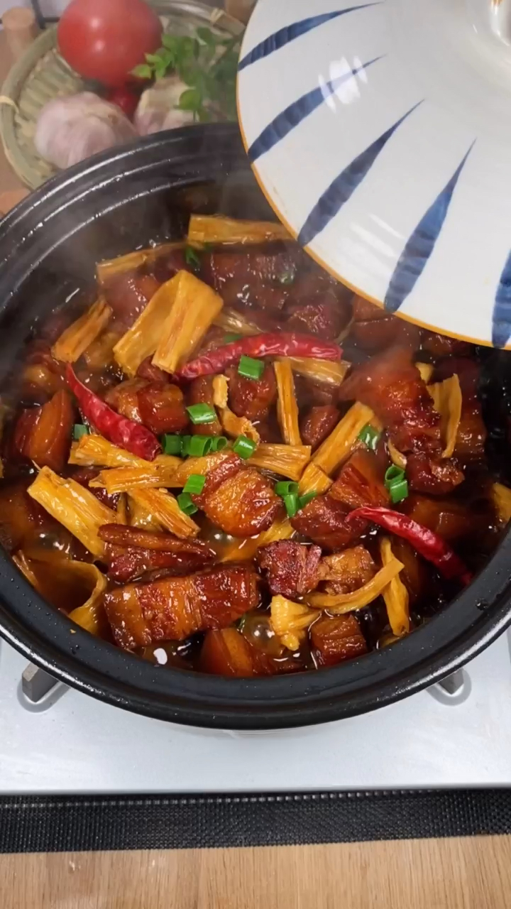 晒晒我的春节美食#厨房小白也能做的一道红烧肉腐竹