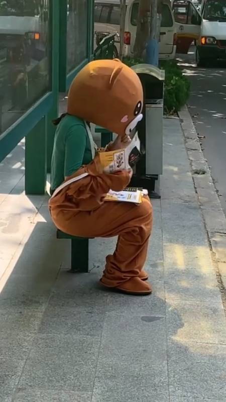 1094次播放.2020-06-2023布朗熊静儿8.