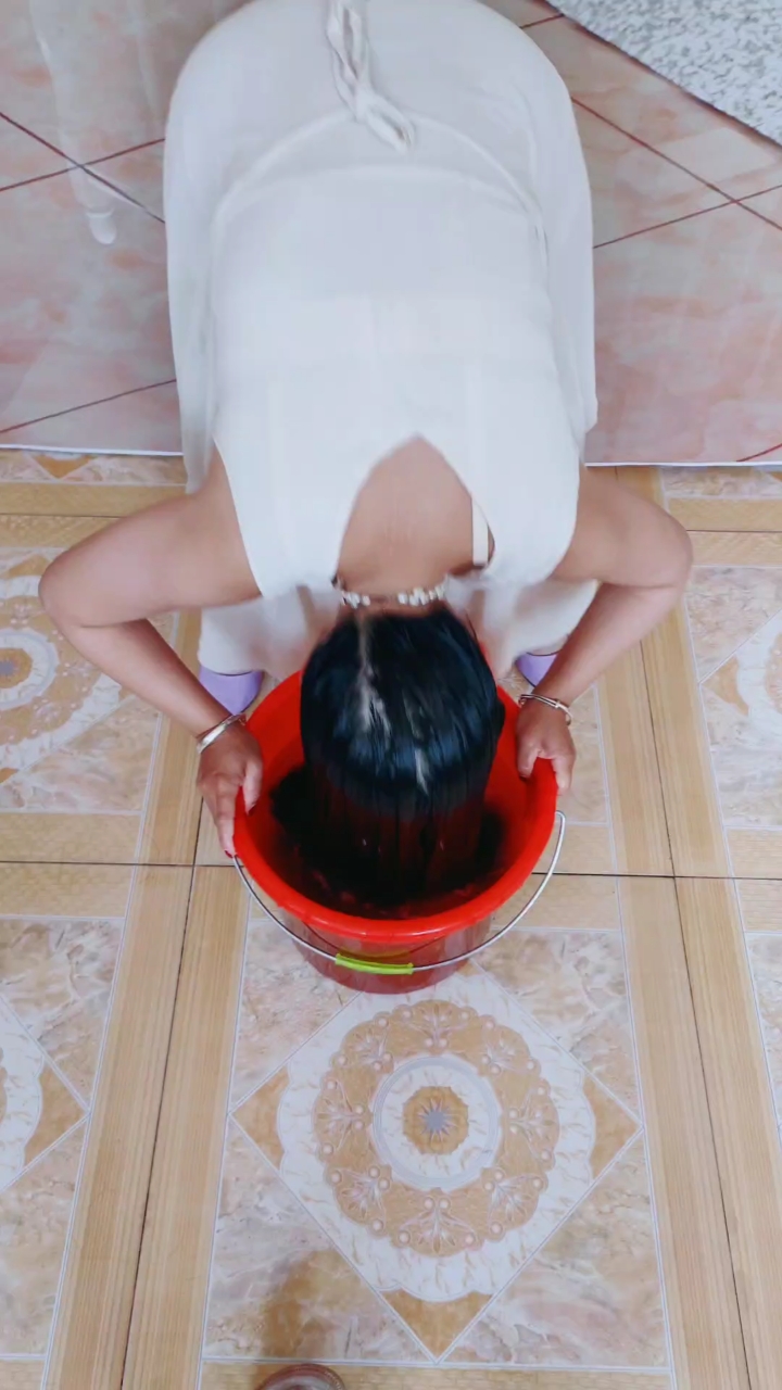 邯郸第一长发女#这样洗头可以让头发变得光滑.