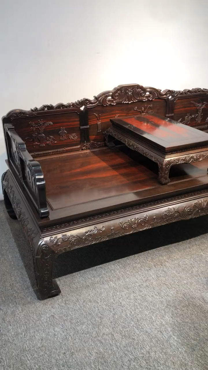 大红酸枝八宝罗汉床