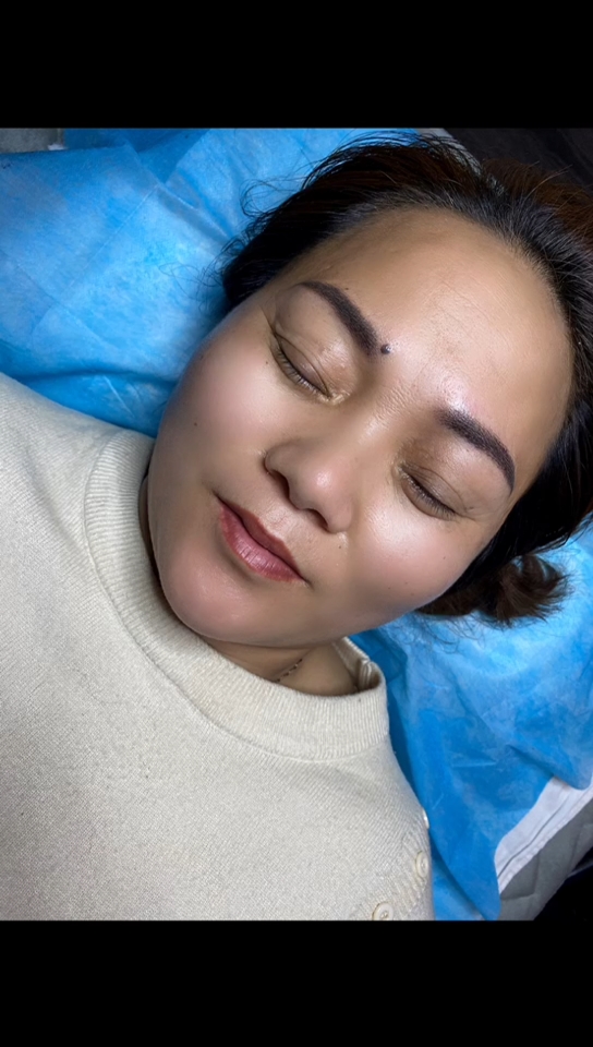 纹绣培训#零基础学员学习第五天,实操真人模特.