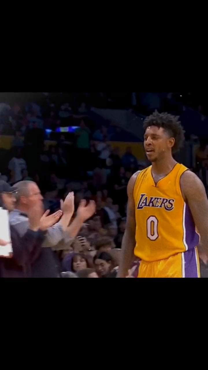 "当尼克杨一打五的时候这场比赛就已经结束了".