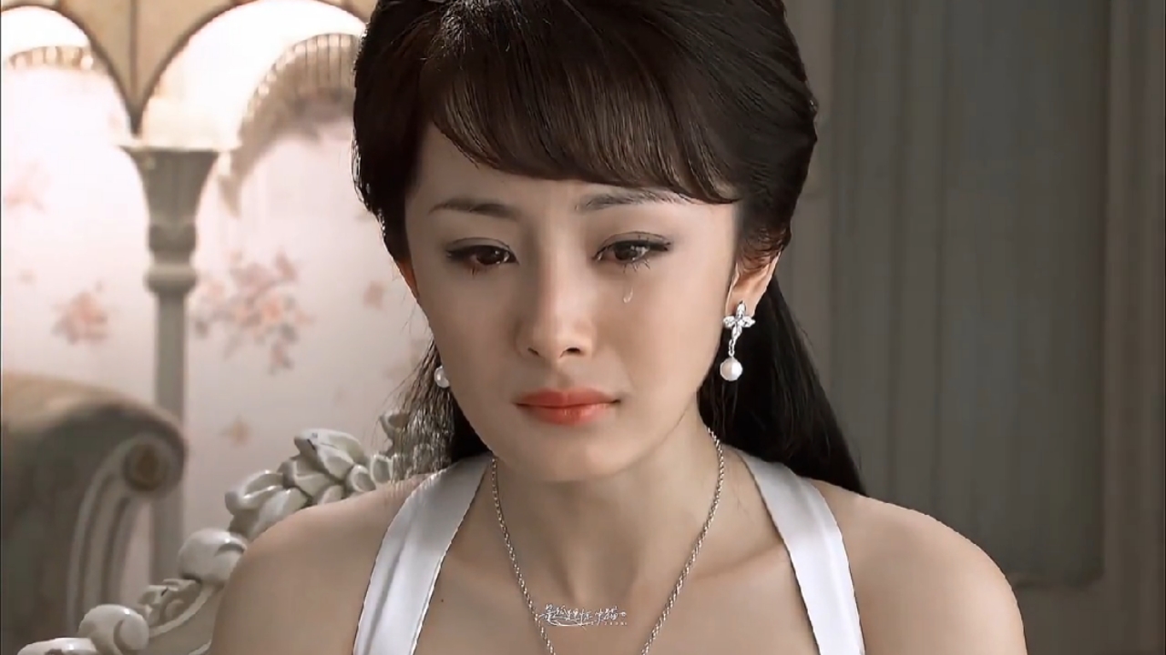 杨幂#动不动就哭,把我的心都哭化了555