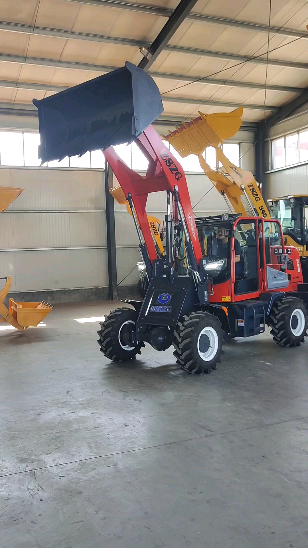 矮脚虎装载机#矮脚虎装载机矮体小铲车地下室专用矮体铲车-度惺视