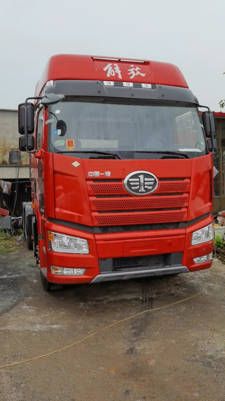 国六新车解放440天然气车!