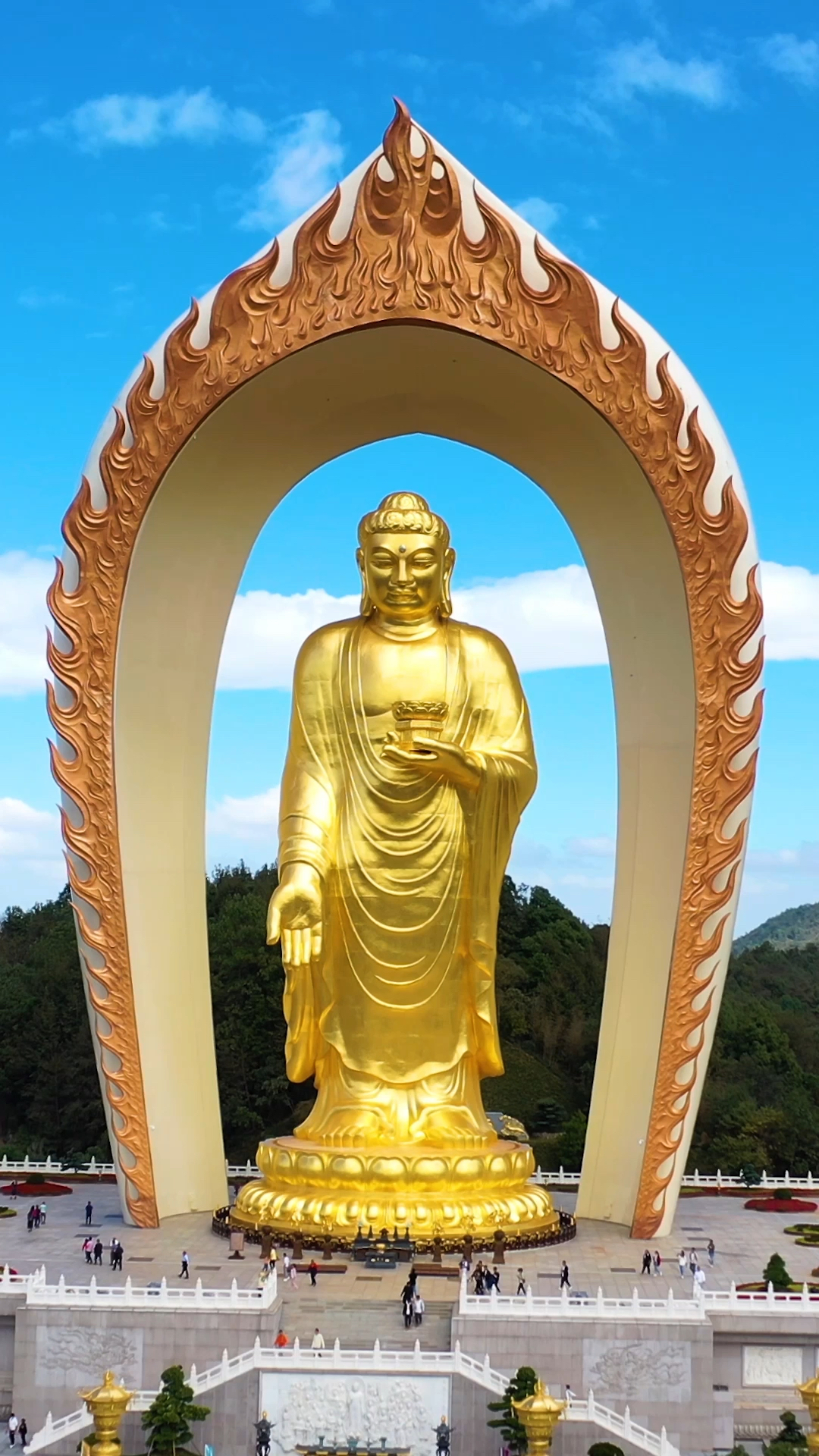 中国最高的金佛,东林大佛,高81米,总花费10亿建造-度小视