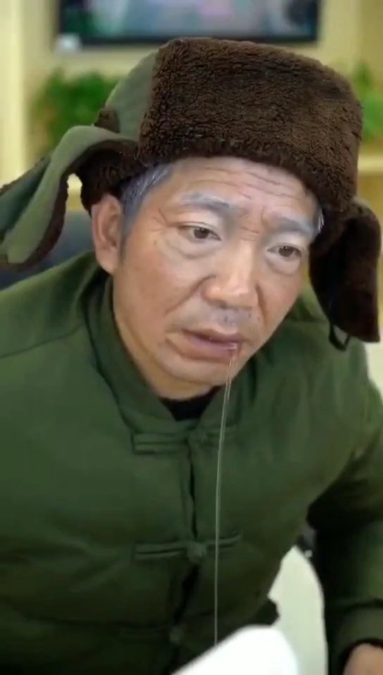 你耐不饥渴的流口水