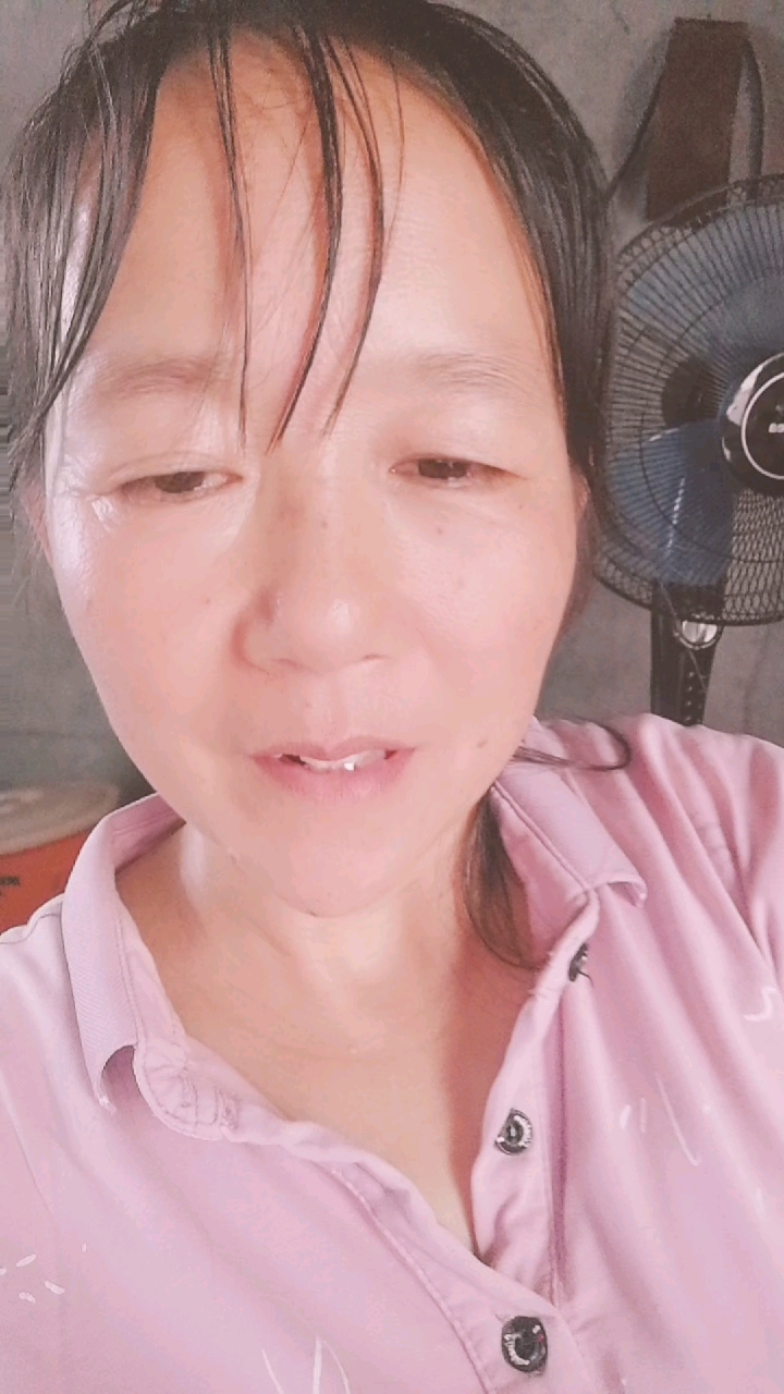 七月秋风凉,冻死懒婆娘懒婆娘,不放线冻得打尿颤