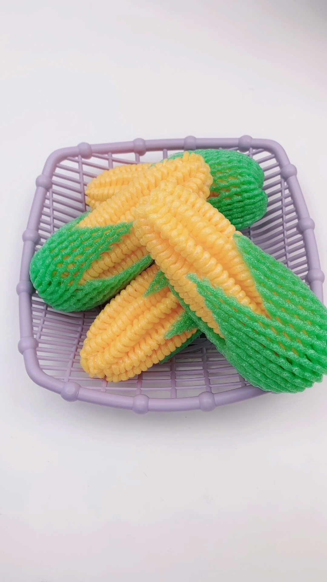 手工制作#水果吃完,网袋别丢,这样做成玉米它不香么09-度小视