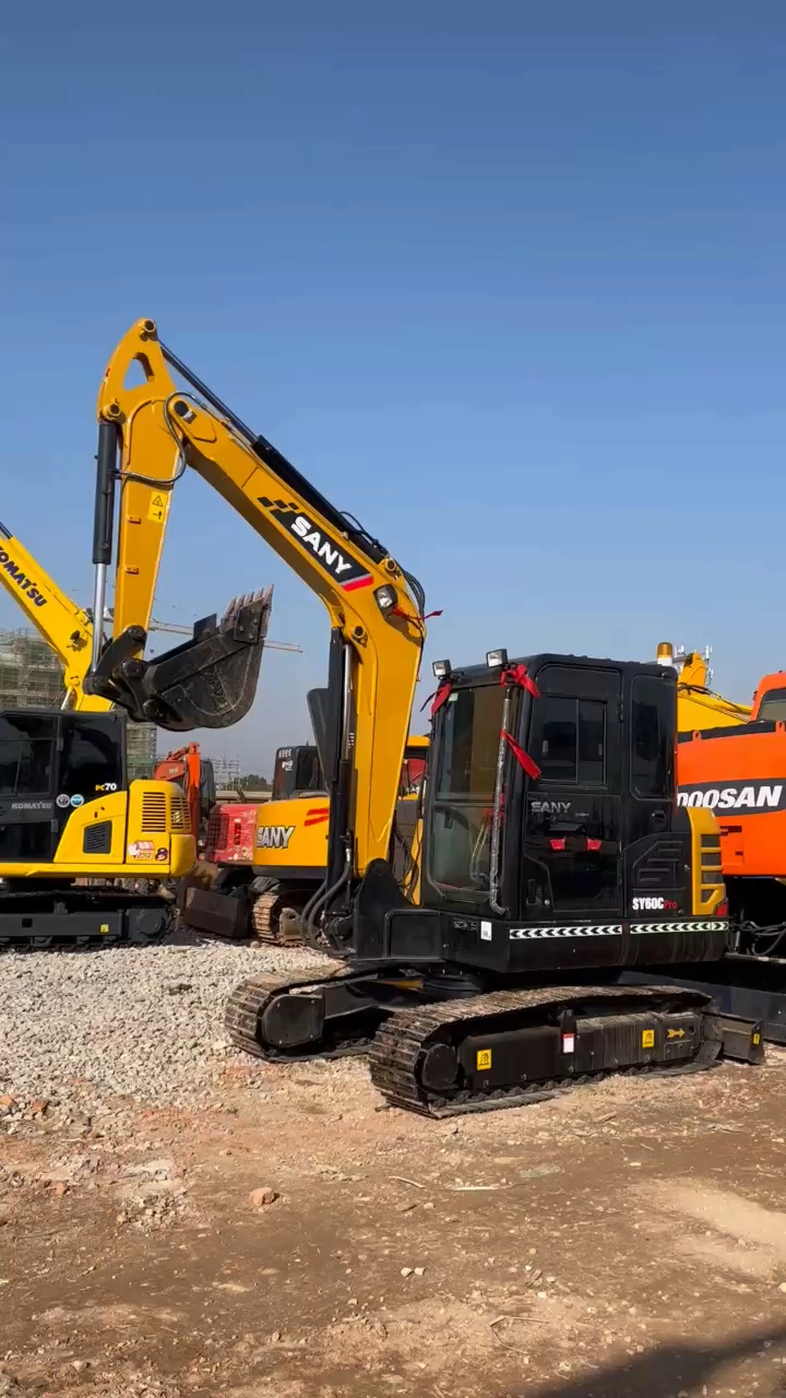 二手挖掘机个人#三一60二手挖掘机拍摄现场-度小视