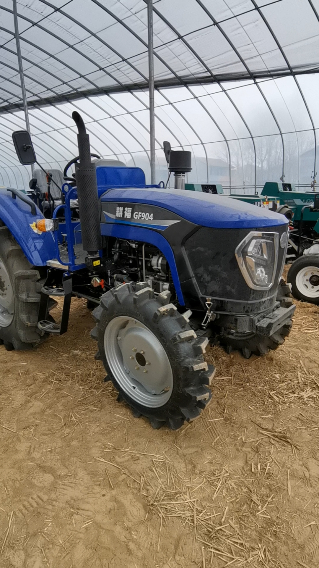 904马力的拖拉机价格不高