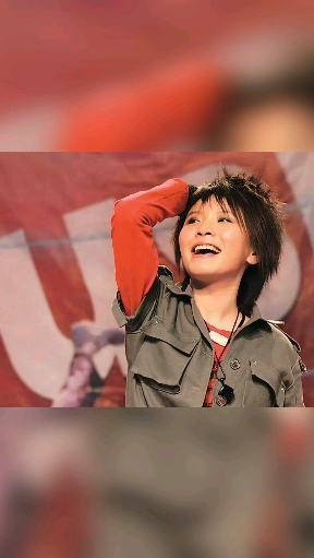 李宇春同届,被"超女之母"夏青视为亲女儿的黄雅莉现在怎么样了