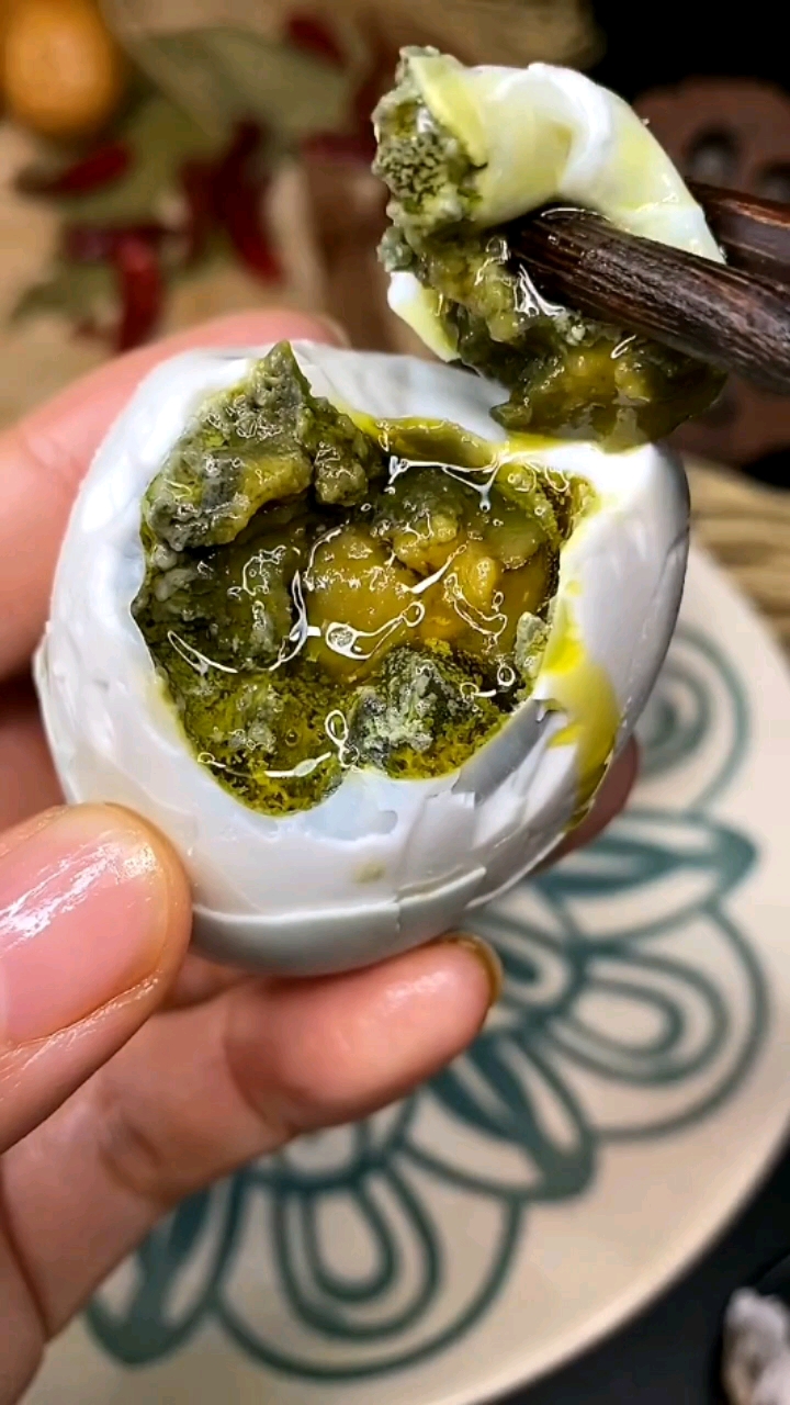 优质农产品#咸臭鸭蛋臭咸鸭蛋纯黑蛋臭盐蛋流油起沙.-度小视
