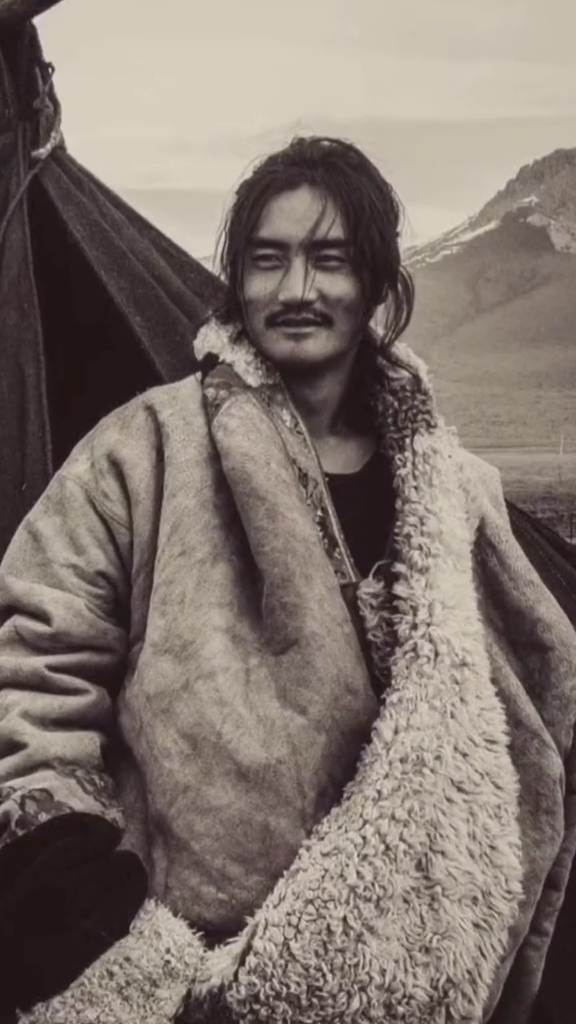 男人的帅跟年龄时代无关#藏族康巴汉子@全民小视频