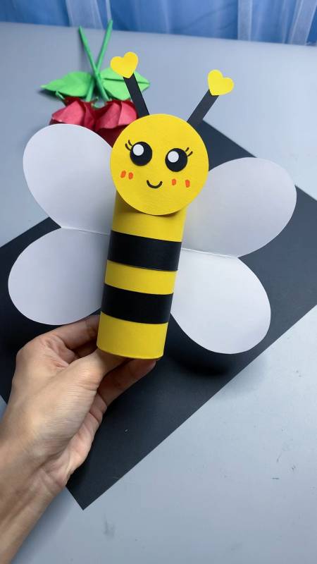五一劳动节手工制作纸筒小蜜蜂