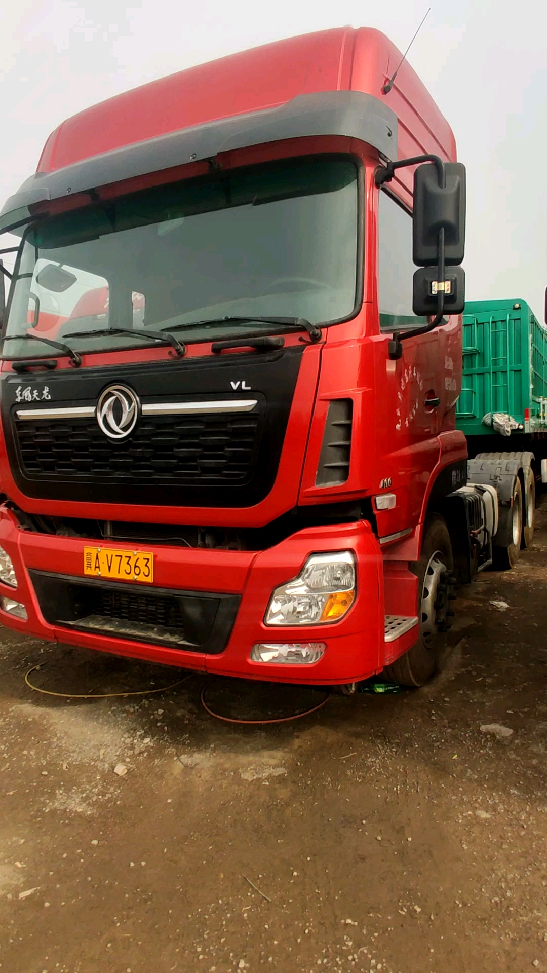 车头重7.7吨的轻体大半挂