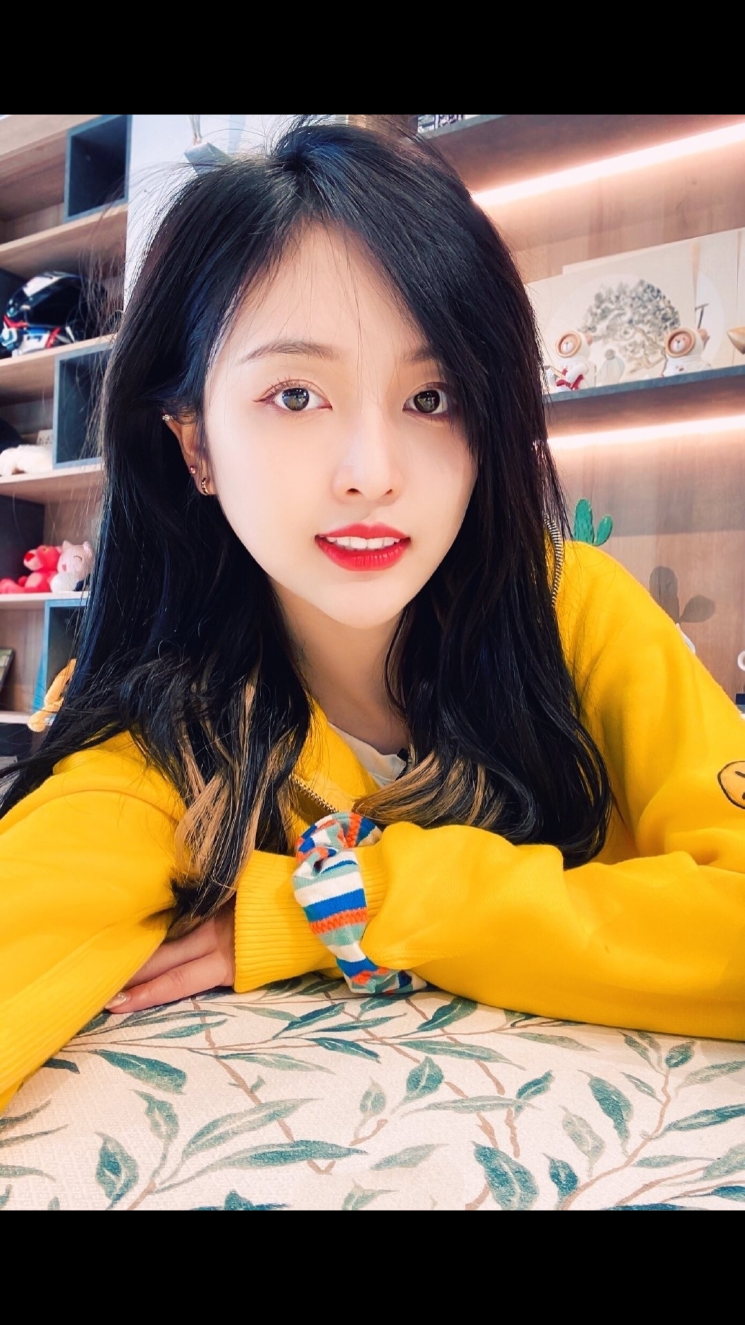 吴宣仪,可颜可甜的小姐姐.