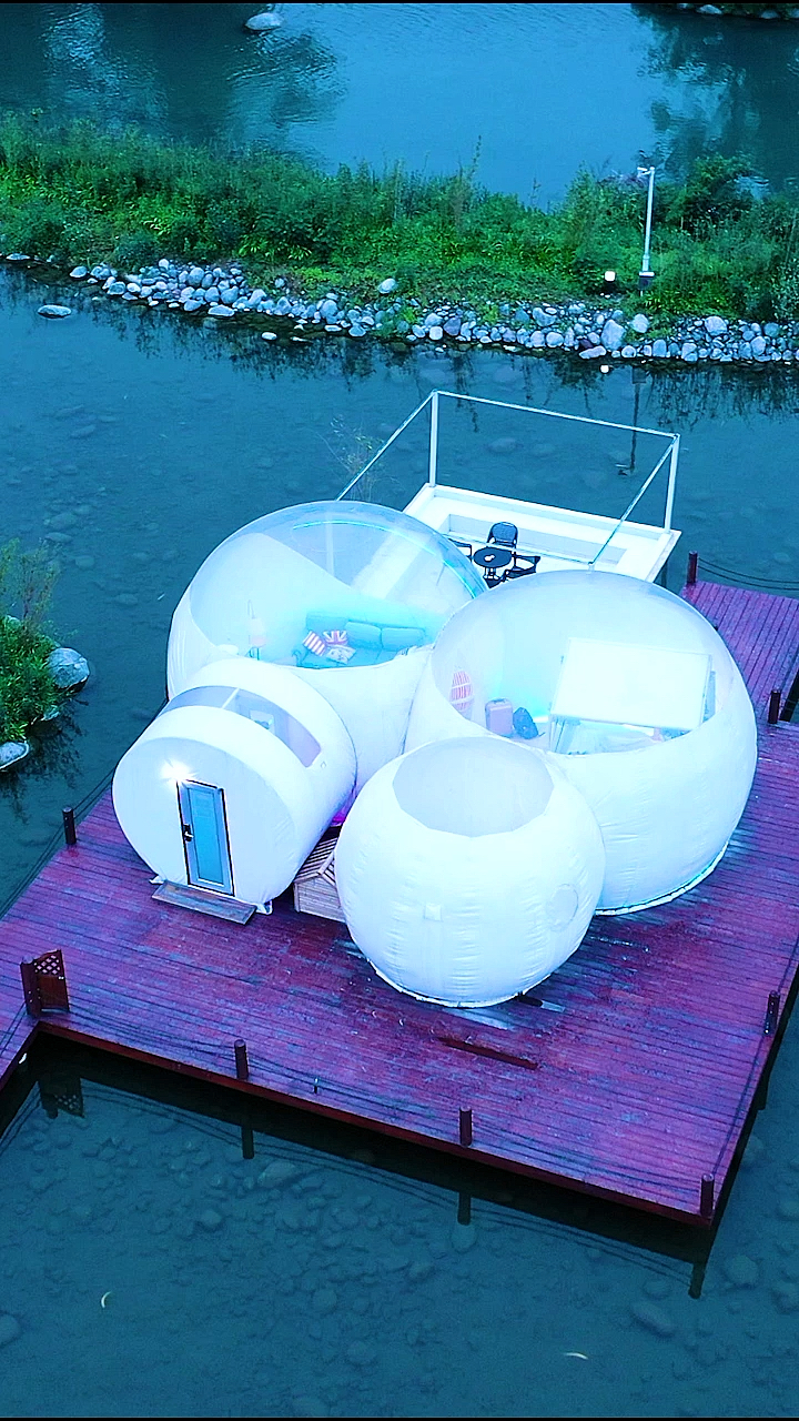 全民请你去旅行#可以看星空的水上泡泡屋酒店