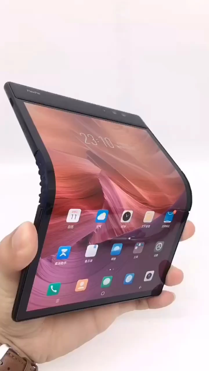 柔宇柔派折叠屏手机科技与性能并驾齐驱官方售价9888元我这里半价拿货