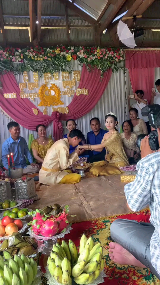 泰国结婚习俗别有一番风趣