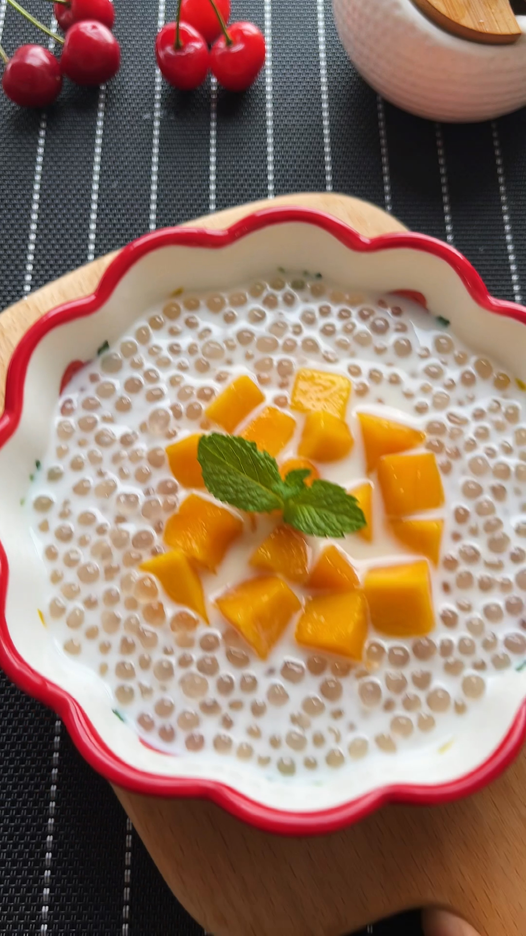 男朋友一定要学会的椰汁西米露女朋友要吃就不用出去买了