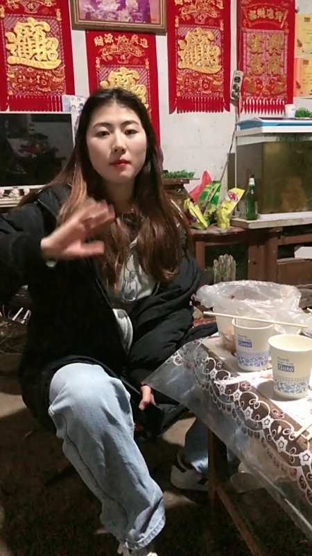 彭佳佳#佳佳不是你们眼中的心机女-全民小视频