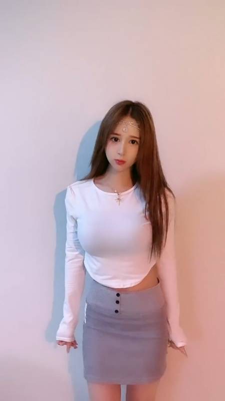 扫码下载全民小视频 追梦fight22小时前 她凝聚了所有的美好 胸怀大志